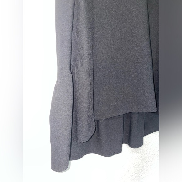 WHO WHAT WEAR Black Sleeveless Long Ruffled Tank Top Blouse keyhole back EUC - Picture 6 of 15